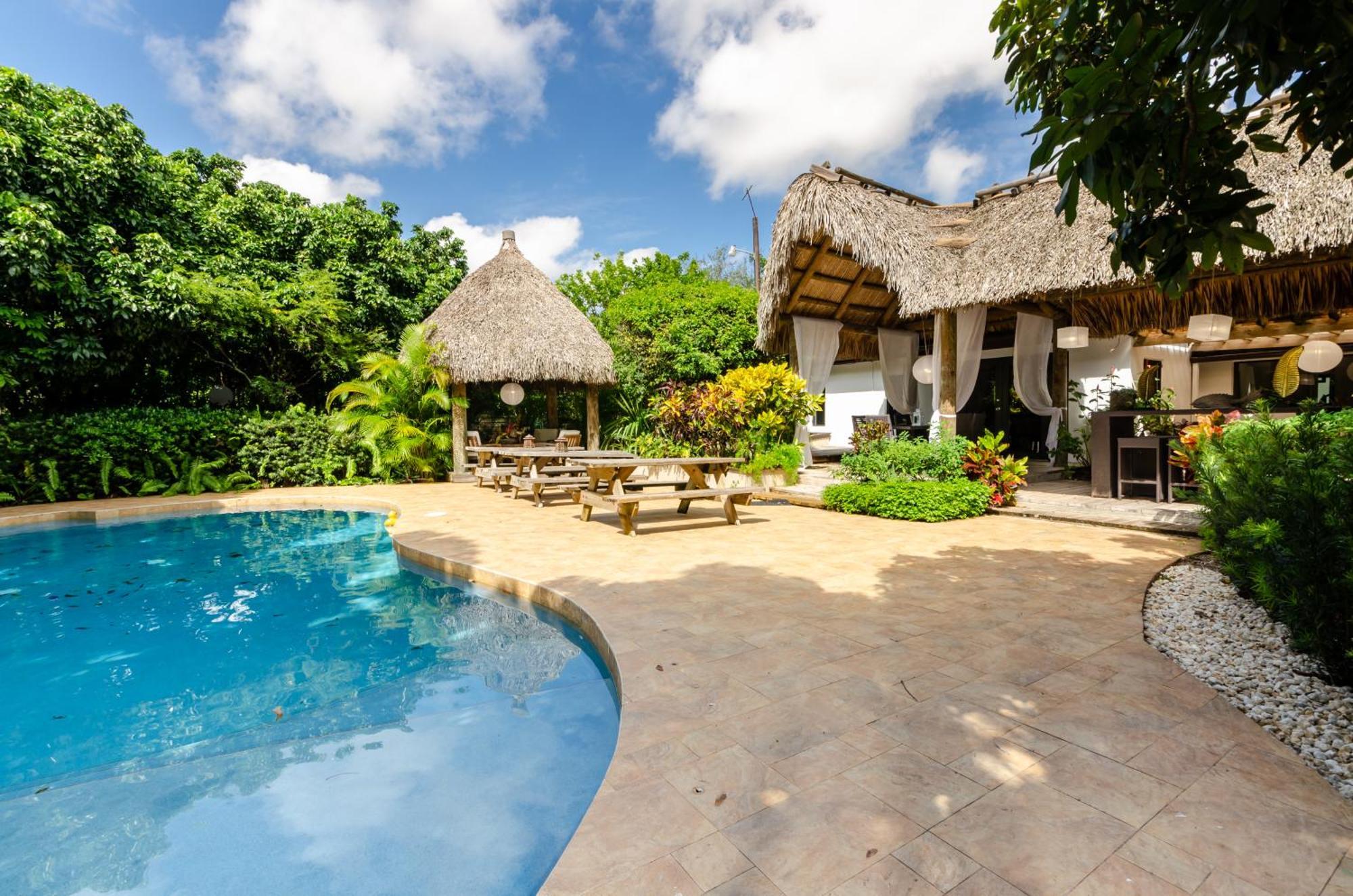 Magical Wonderkoi House In A Japanese Koi Garden Vila Miami Exterior foto